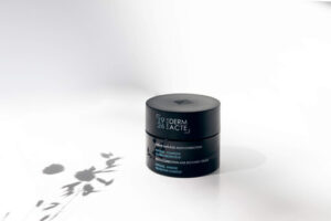 Acaderme : distributeur de produits d'esthétique