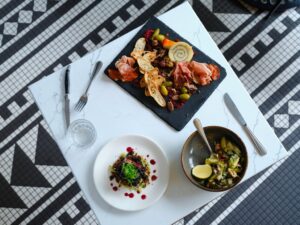Alphonse cuisine & cocktails